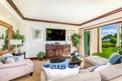 Waipouil Beach Resort Exquisite Oceanfront Villa AC Pool