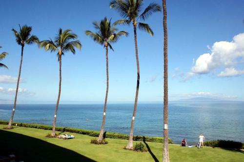 Hotel Royal Mauian #208 By Ali'i Resorts