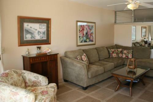 Hotel Kamaole Nalu #603 By Ali'i Resorts