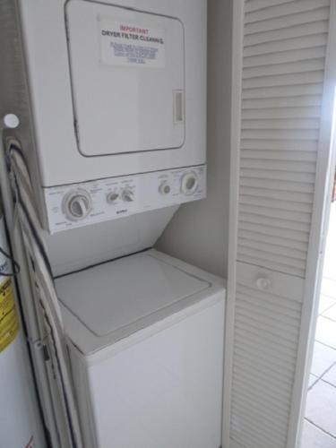 Apartamento Island Surf 402 Condo