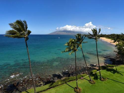 Hotel Royal Mauian #104 By Ali'i Resorts