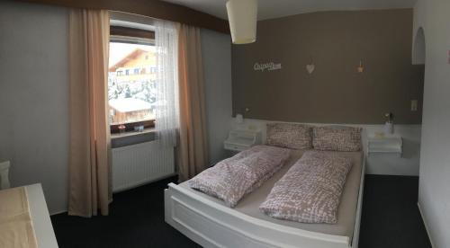 Bed & Breakfast Pension Ostbach