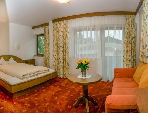 Hostal Pension Pichler