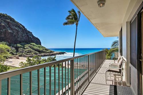 Apartamento Updated Makaha Condo With Pool And Ocean-view Lanai!