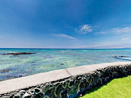 2 Charming Cottages On The Ocean
