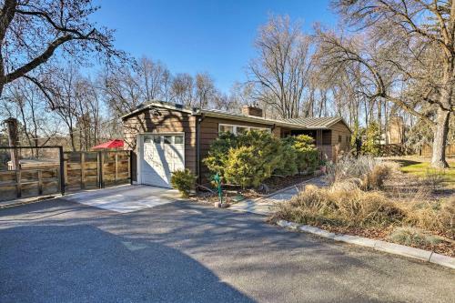 Modern Boise Home With Yard - 5 Mi To Downtown!