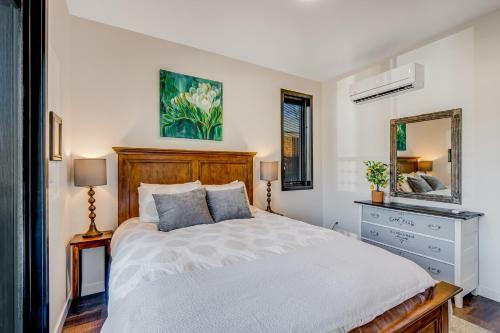 West End Flat