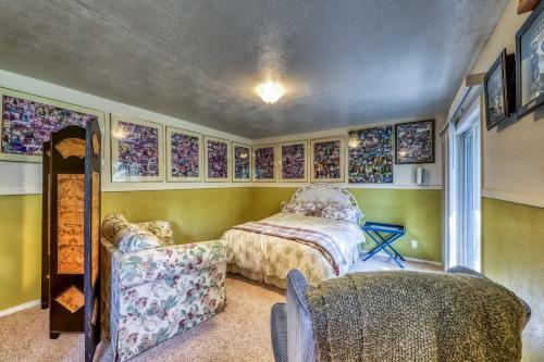 Crown Point Hideaway