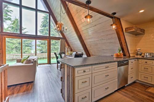 Updated Calm A-frame Cabin With Lake Cascade Views!