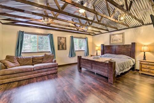 Garden Valley Cabin With Fire Pit And River View!