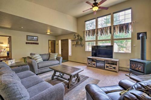 Private Cabin, 5-min Drive To Hot Springs And Golf!