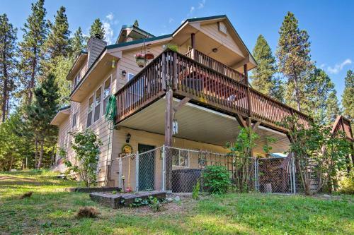 Updated Garden Valley Home With Large Deck And Views!