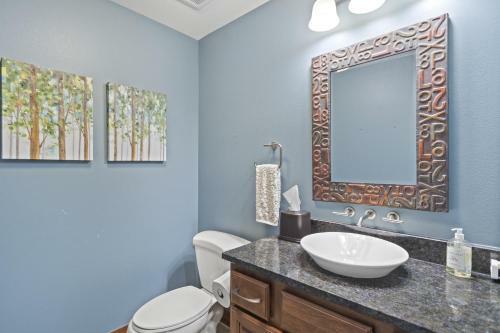 Fabulous Riverstone Retreat