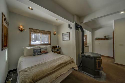 Lakefront Escape By Casago Mccall - Donerightmanagement