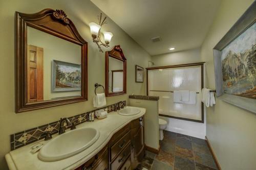 Lakefront Escape By Casago Mccall - Donerightmanagement