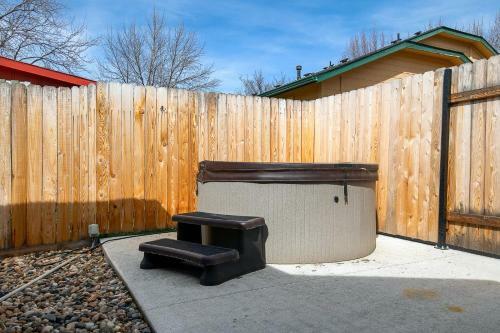 Hostal Guest House With Hot Tub And Greenbelt Access