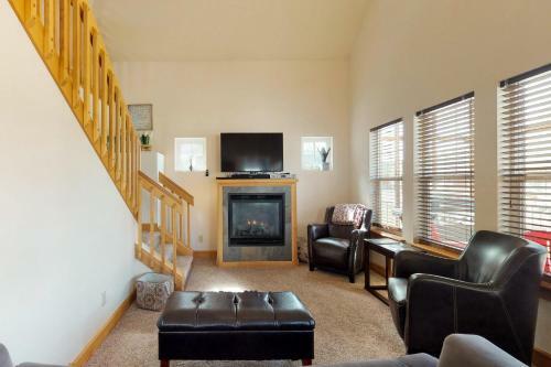 Dover Bay Home
