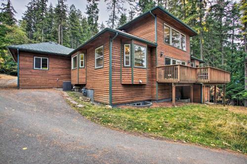 Spacious Hayden Lake House - 3 Minutes To Marina!