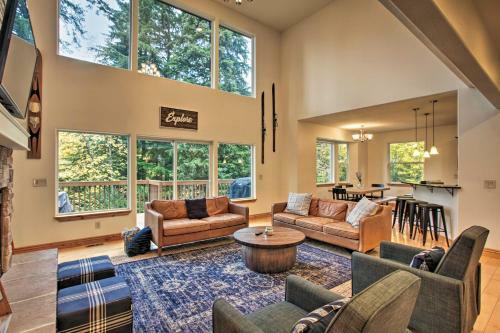Spacious Hayden Lake House - 3 Minutes To Marina!