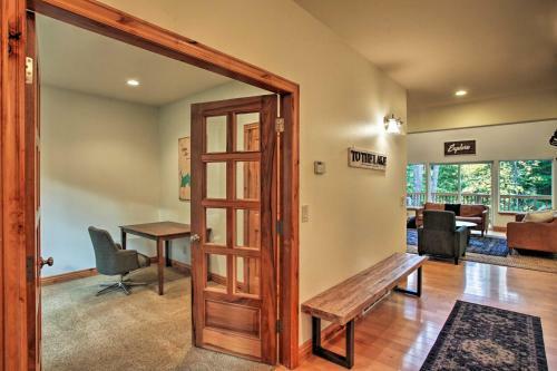 Spacious Hayden Lake House - 3 Minutes To Marina!