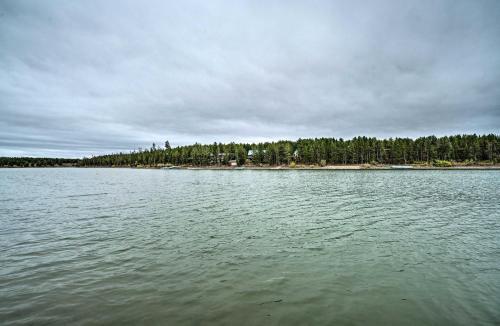 2 Cozy Cabins With Snowmobile Parking Near The Lake!