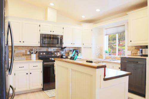 Luxury In Eagle Near Boise