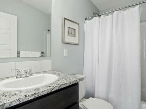 Getaway In Garden City At Coffey Villas