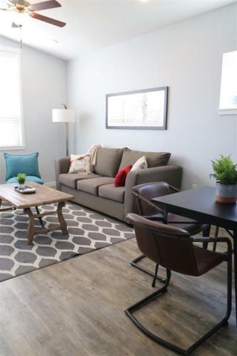 New Pocket Community - Come Relax With Us!