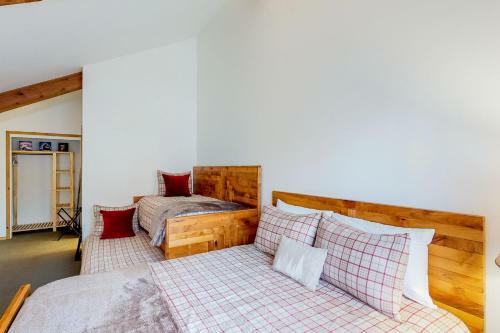 Pinewood Delightful Retreat