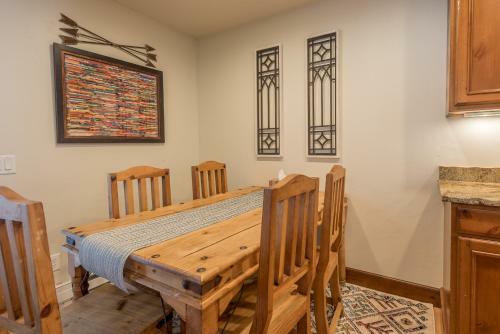 Andora Villa On Trail Creek, Walk To Town