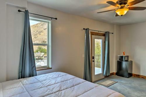 Apartamento Central Lava Hot Springs Studio With Deck And Views!