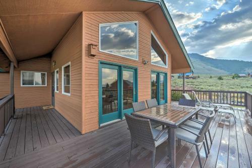 Cozy Henrys Lake Escape 20 Mi To Yellowstone