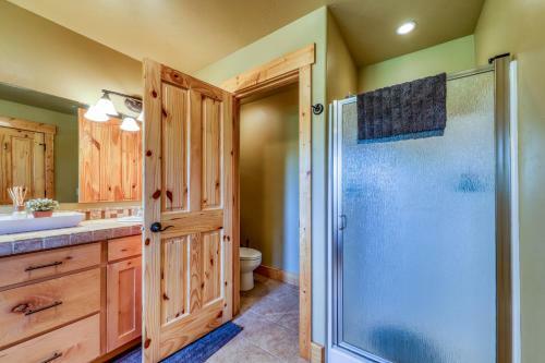 Shiner Creek Retreat