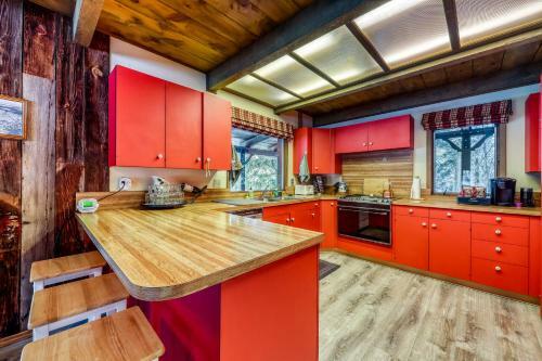 Forest Cabin