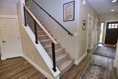 Cedar On Two By Casago Mccall - Donerightmanagement