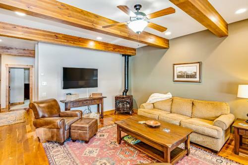 Mountain Golf Retreat