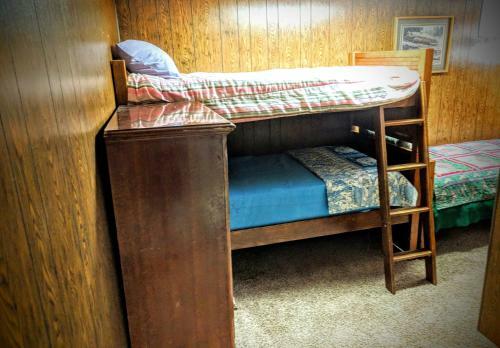 Vintage Charm Near National Parks And Henry's Fork