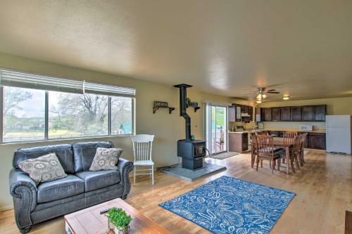 Apartamento Bear Lake Condo - 6 Mi To North Beach Park!