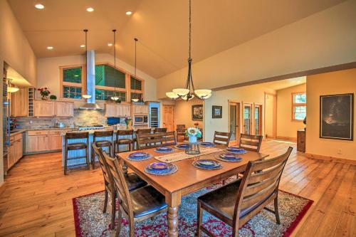 Sandpoint Waterfront On Lake Pend Oreille!