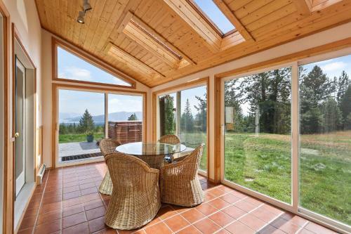 Lakeview Home With New Hot Tub - Sleeps 10