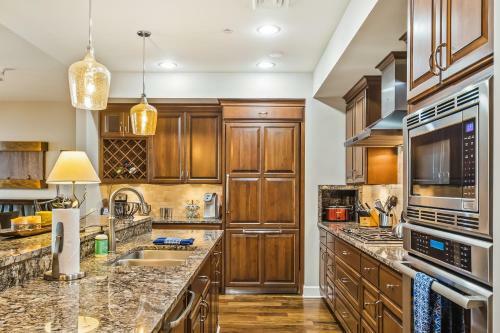 Exclusive Seasons At Sandpoint Townhome