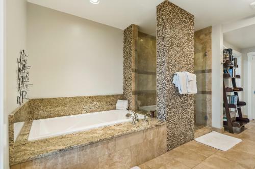 Exclusive Seasons At Sandpoint Townhome