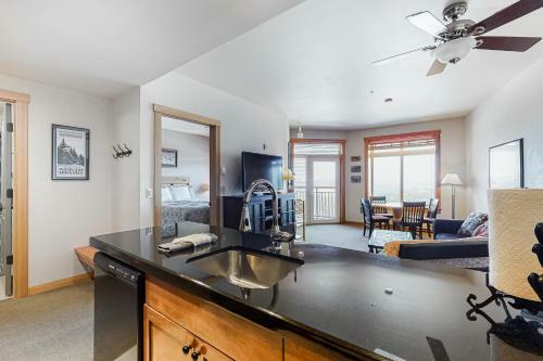 White Pine Luxury Resort Condo