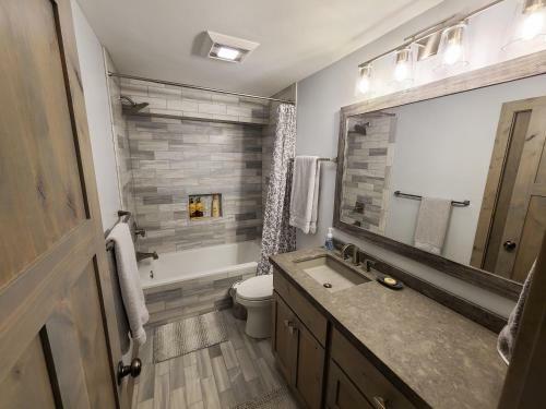 Apartamento Sun Valley Village Ski Getaway - Walk Everywhere! Condo