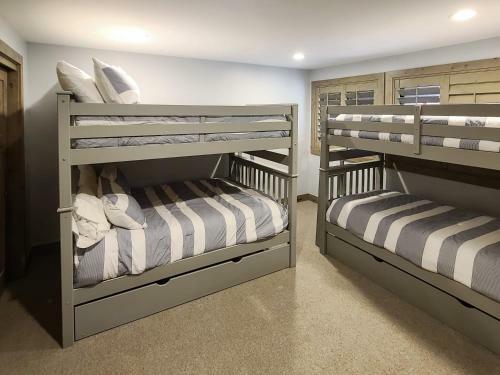 Apartamento Sun Valley Village Ski Getaway - Walk Everywhere! Condo