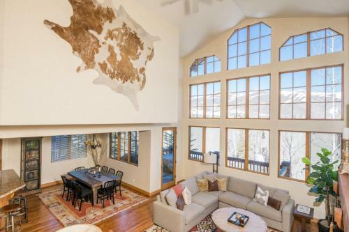 Crown Ranch 4