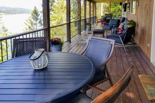 South Lake Coeur Dalene Home With Dock And Kayaks