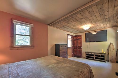 Carbondale Cottage With Fire Pit - 3 Mi To Siu!