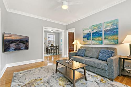 Apartamento Bright Spacious Apt, Comfy King Bed, 5 Location