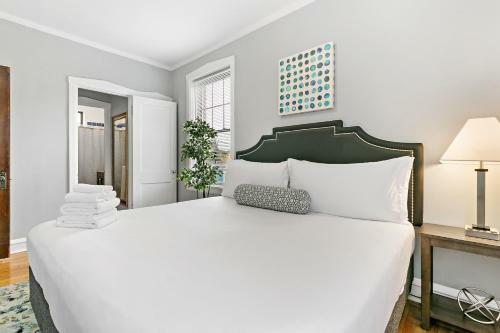 Apartamento Bright Spacious Apt, Comfy King Bed, 5 Location